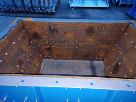 耐磨堆焊板保護加固昂貴設備